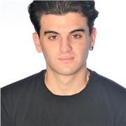 Chico 19 años enseña español a todo aquel que necesite aprender más sobre mi idioma